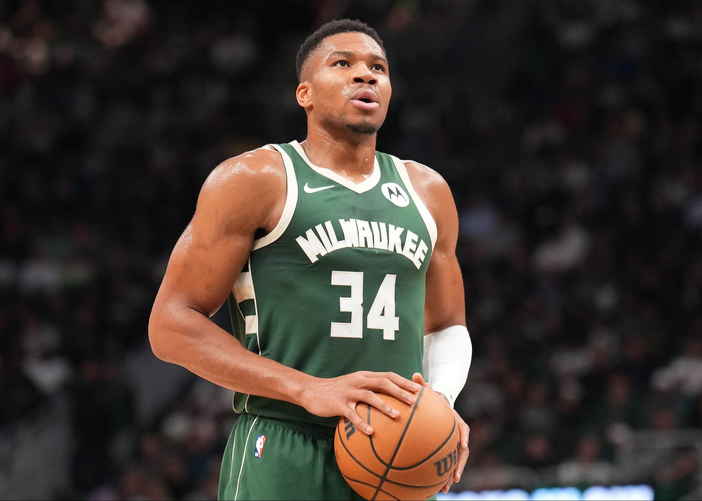 🌟NBA杯MVP榜：字母哥&amp;浓眉前二，库里第四，詹姆斯获荣誉提名